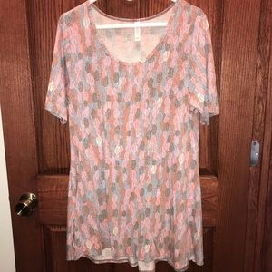 LulaRoe Perfect T Large